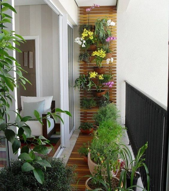 Charming Balcony Gardens Ideas (18)