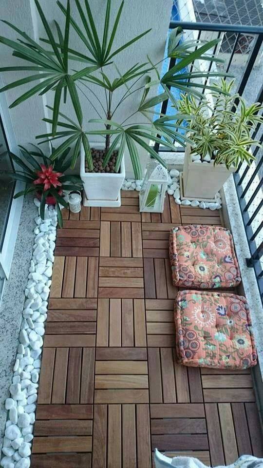 Charming Balcony Gardens Ideas (4)