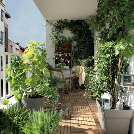Charming Balcony Gardens Ideas (7)