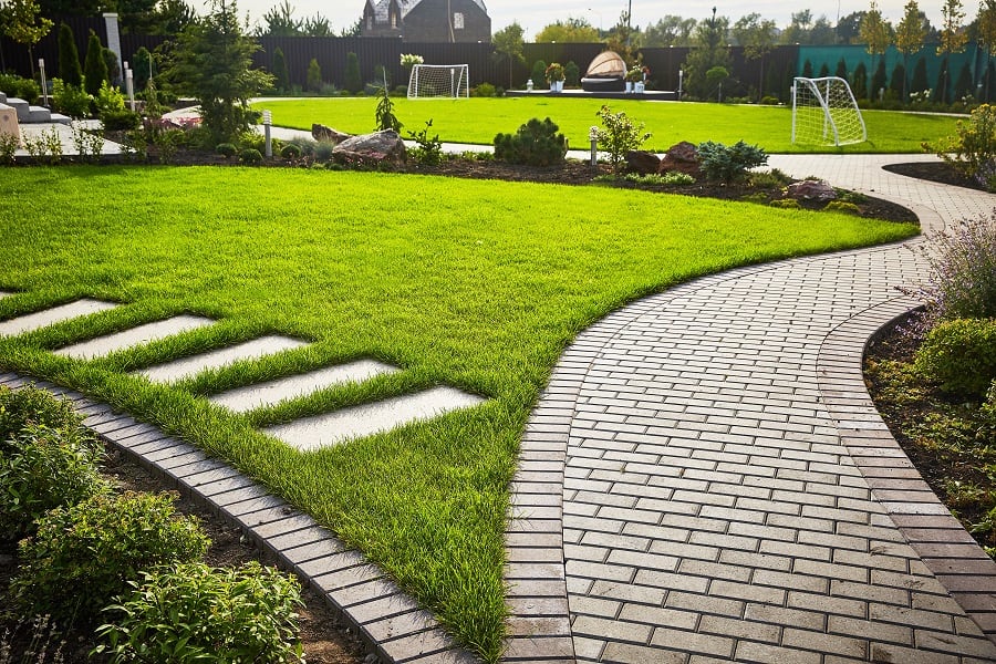 elaborate-walkway