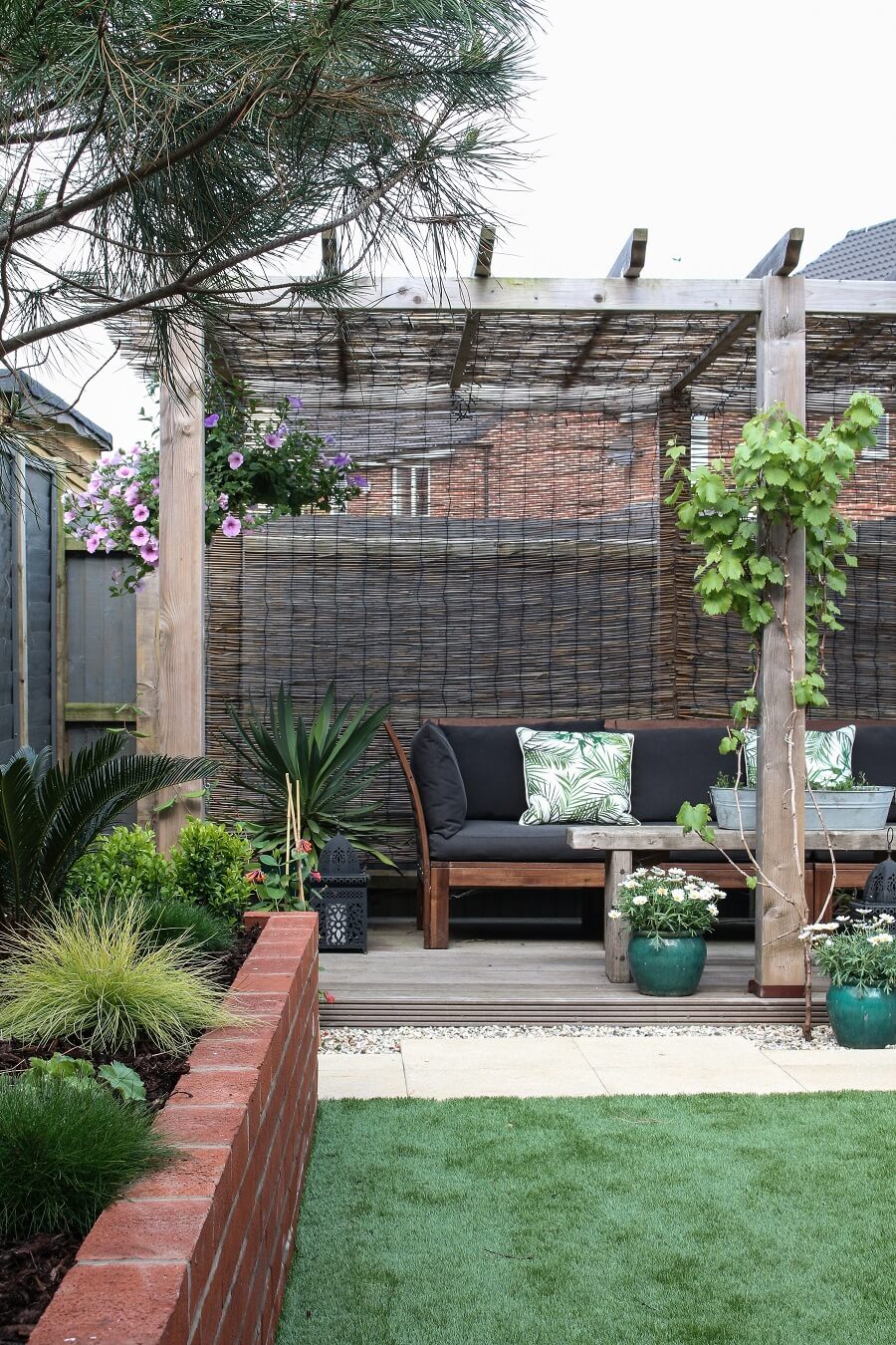 01-best-garden-makeover-ideas-designs-art-decor-homebnc