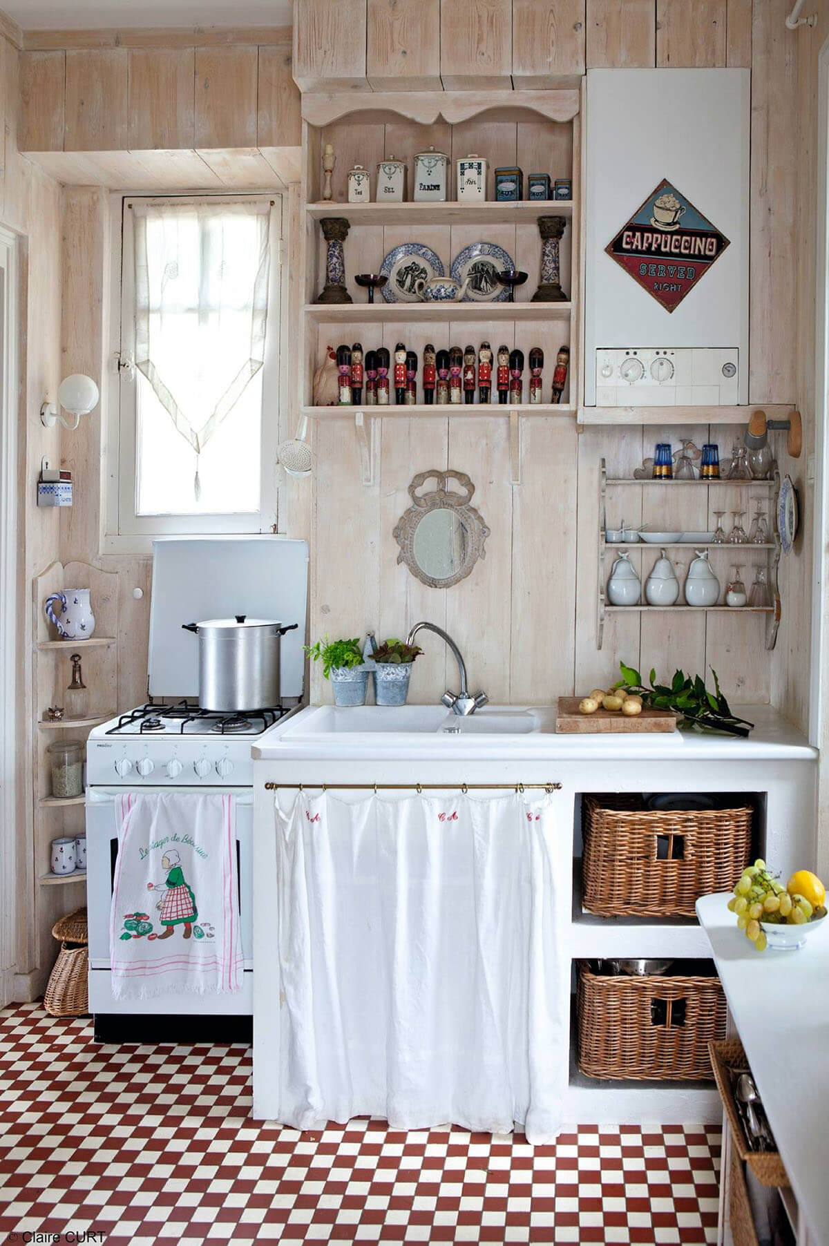 02-small-kitchen-decor-design-ideas-homebnc