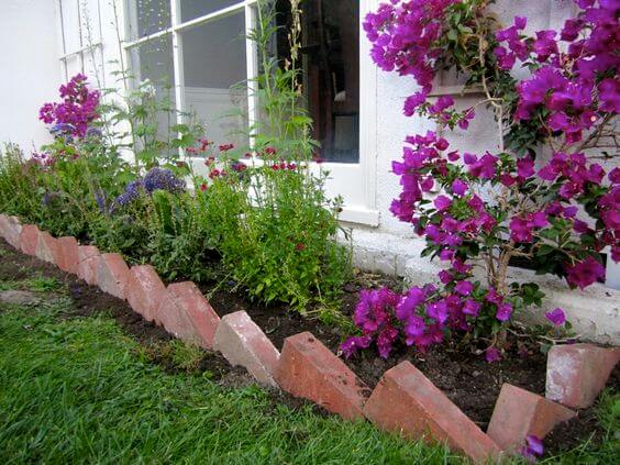06-lawn-edging-ideas-homebnc