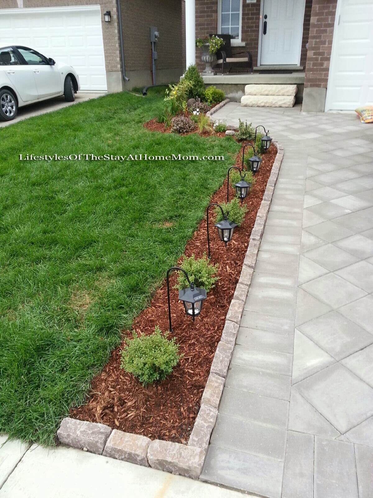 13-front-yard-landscaping-garden-ideas-homebnc