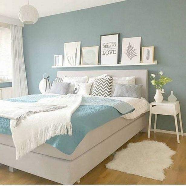Coloring bedroom with unique design