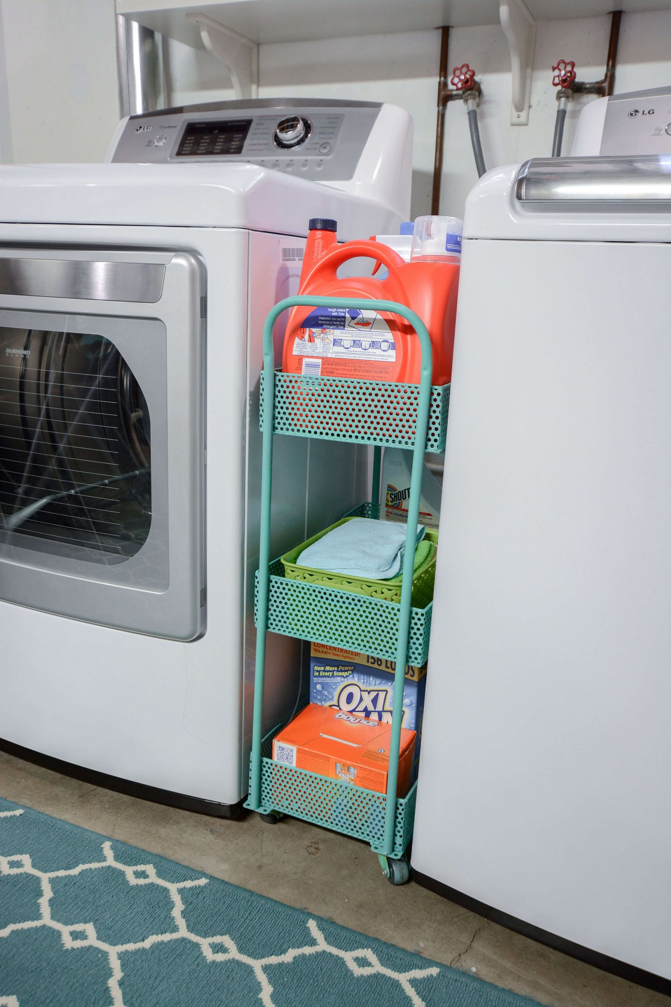 19-space-saving-ideas-homebnc-683x1024_2x