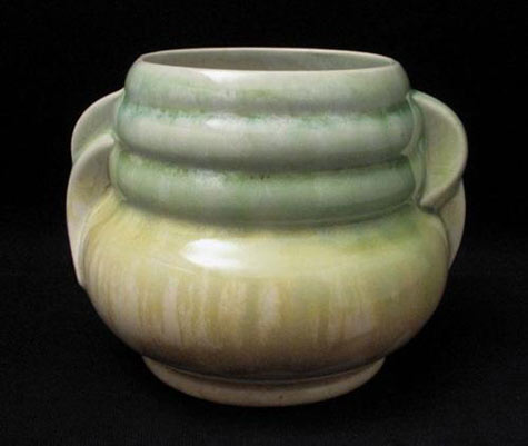 Newtone art deco-vase ART-WARE-BAKEWELLS-SYDNEY-AUSTRALIAN-POTTERY-ART-DECO-VASE