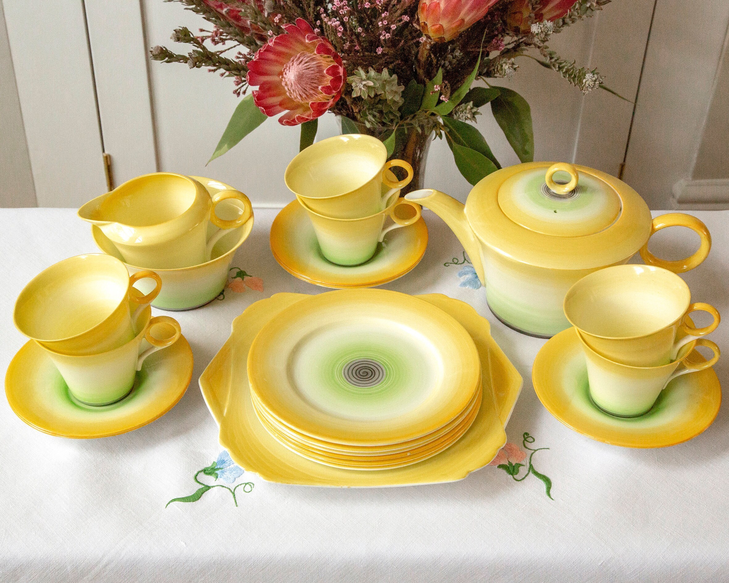 shelley-art-deco-tea-set-for-6-harmony-pattern-12171-in-yellow-and-green-1933-sku49621023_0