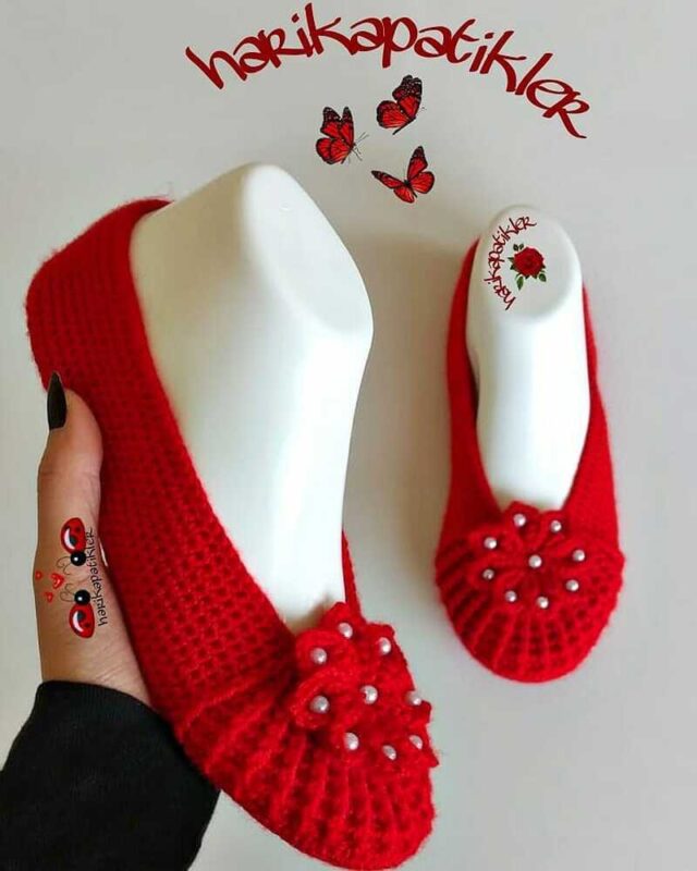 yeni-baslayanlara-kolay-ve-en-yeni-patik-orgu-modelleri-1-640×800