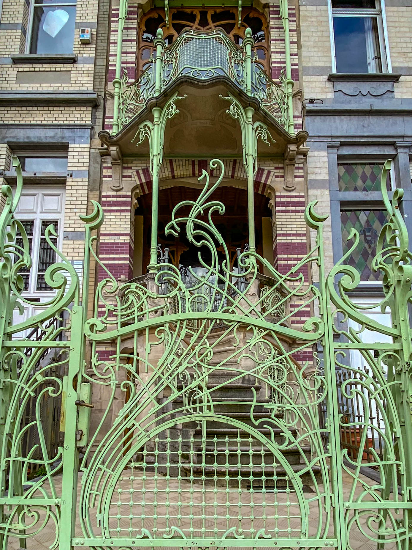 Maison Saint-Cyr_ 1901-1903. Architect_ Gustave Strauven. (4)