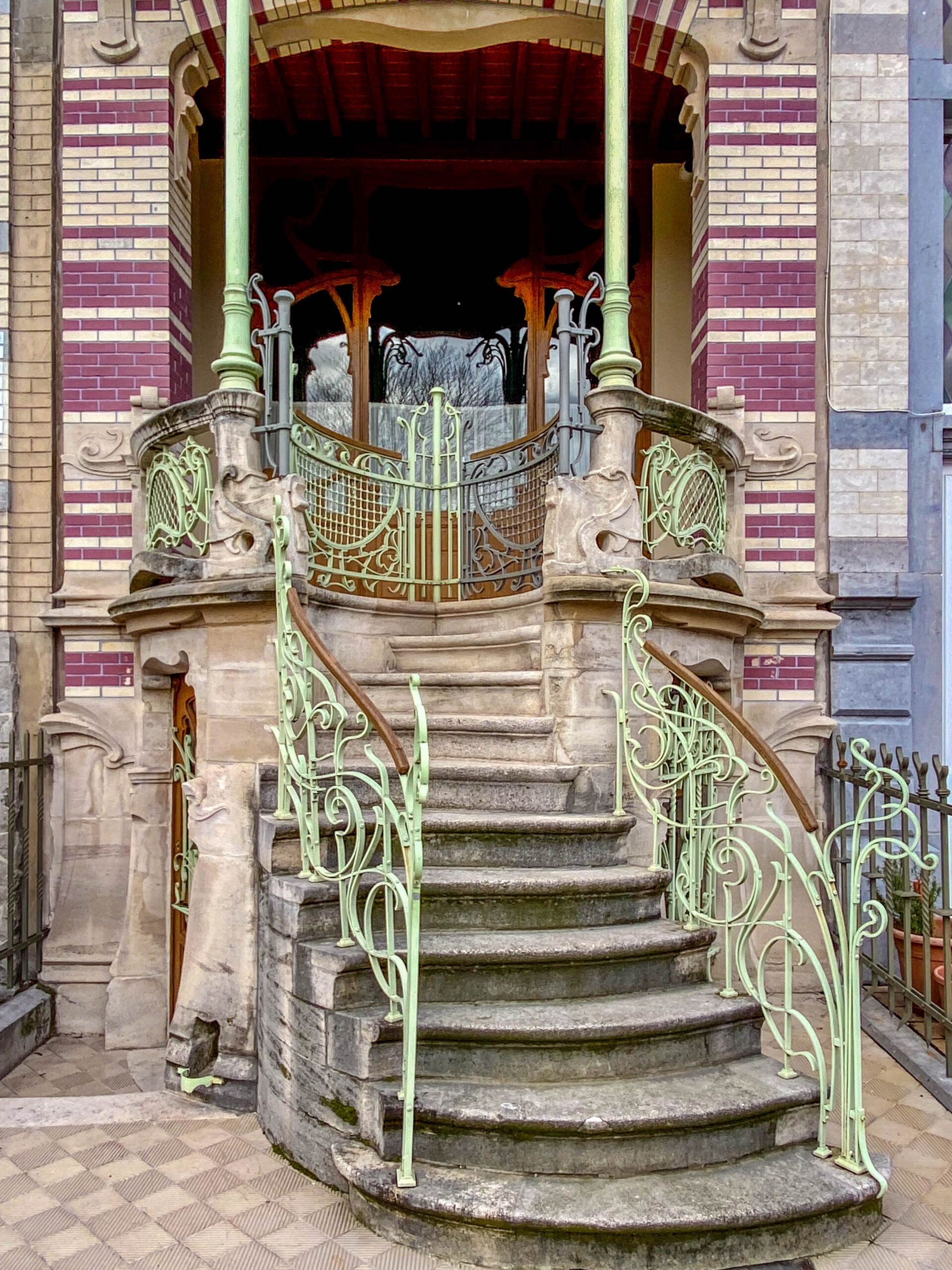 Maison Saint-Cyr_ 1901-1903. Architect_ Gustave Strauven. (9)