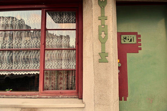 1920s art deco time capsule property in Jette__yyth (1)