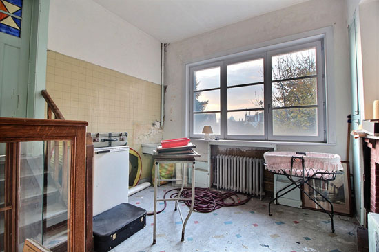 1920s art deco time capsule property in Jette__yyth (20)