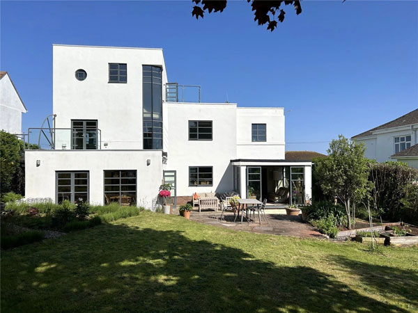1930_larda Robert Lutyens_in Torquay_ Devon_daki modern ev