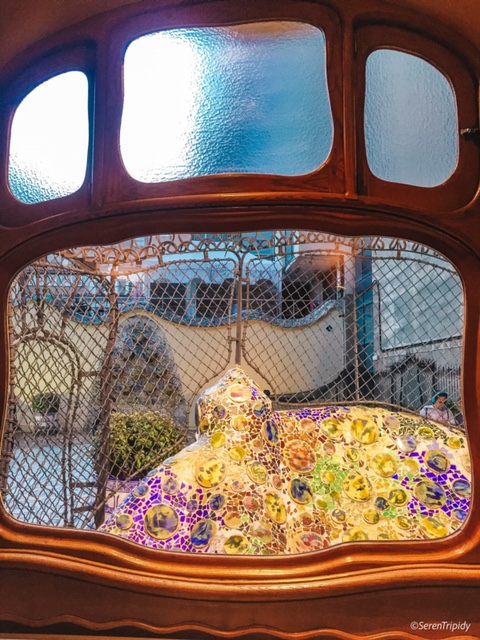 Window-courtyard