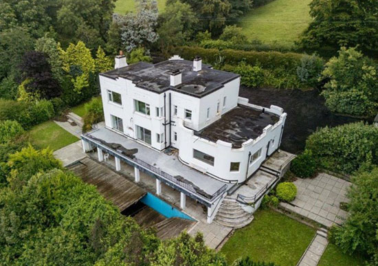 1930s art deco house in Cushendall_ Co. Antrim__yyt (11)