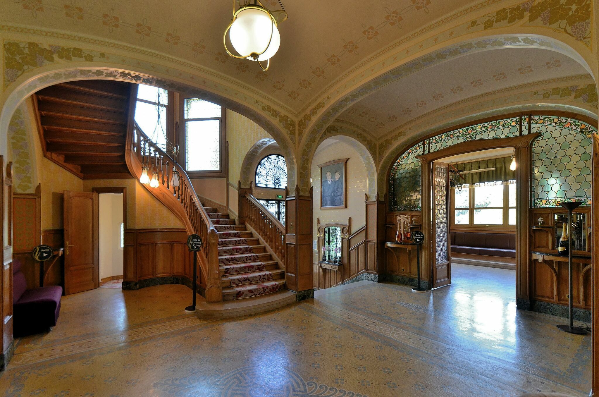 Reims (Marne) – Villa Demoiselle – Hall d’entrée