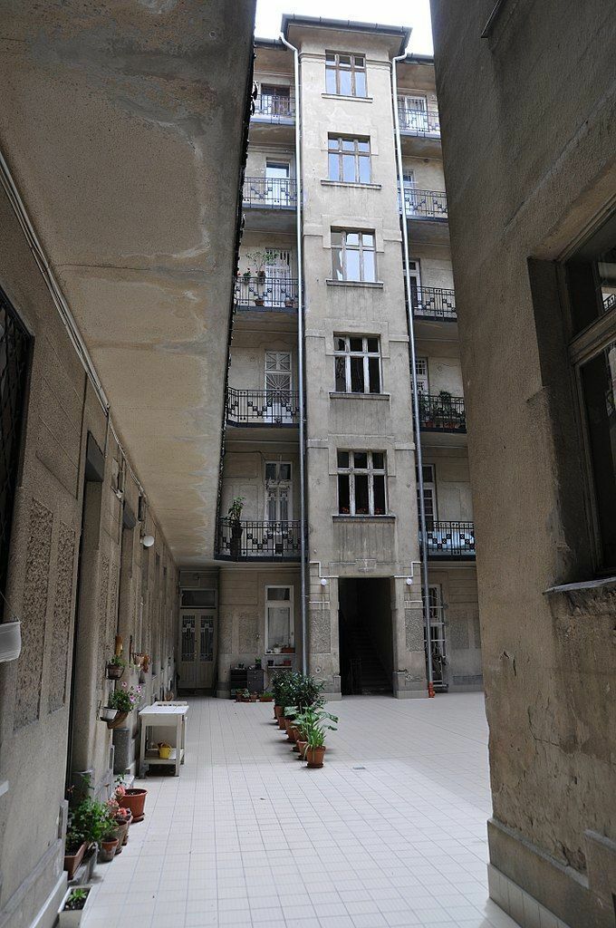 680px-Budapest_Visegradi_utca_29_2