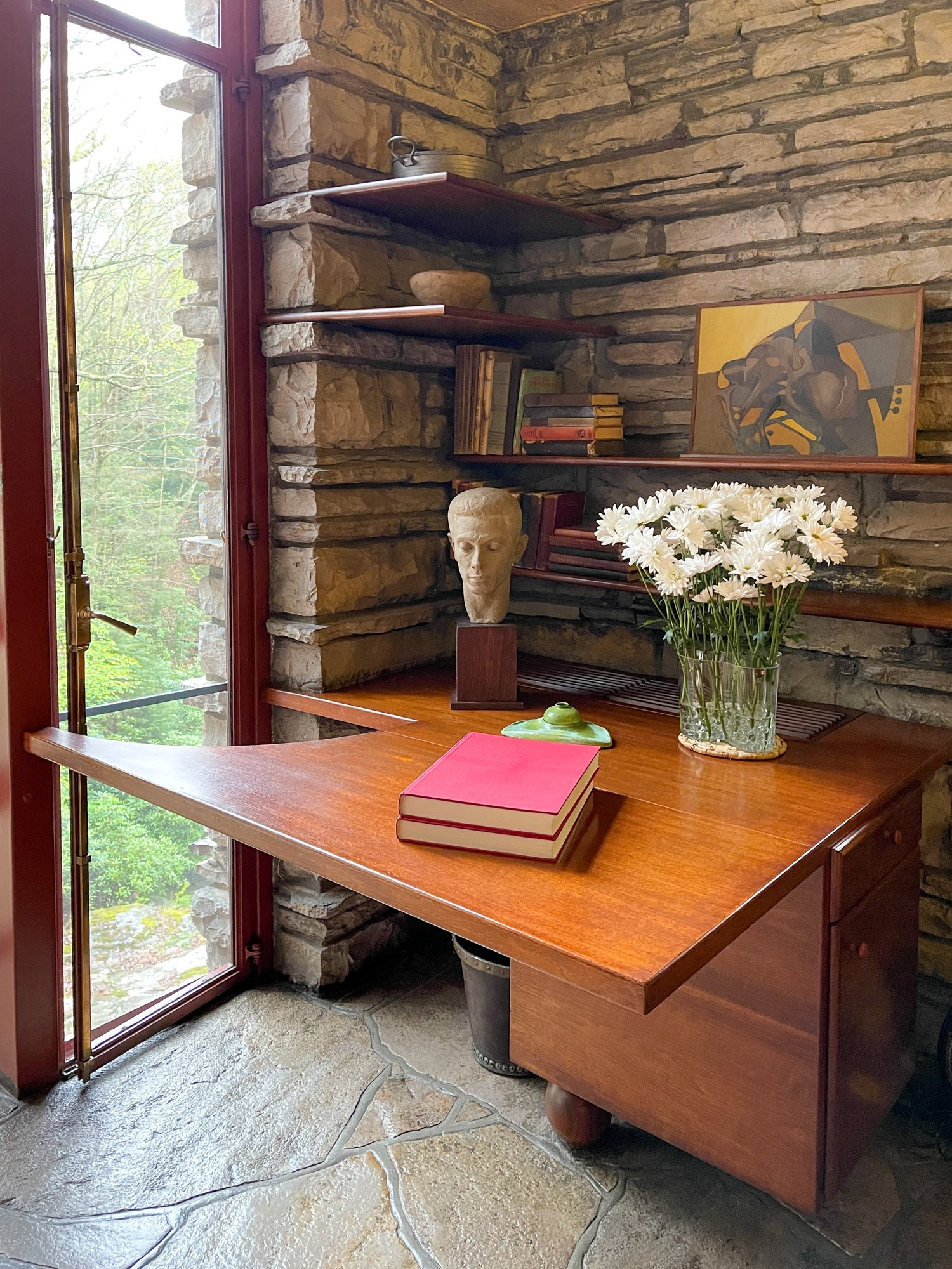 FallingwaterGuestDesk