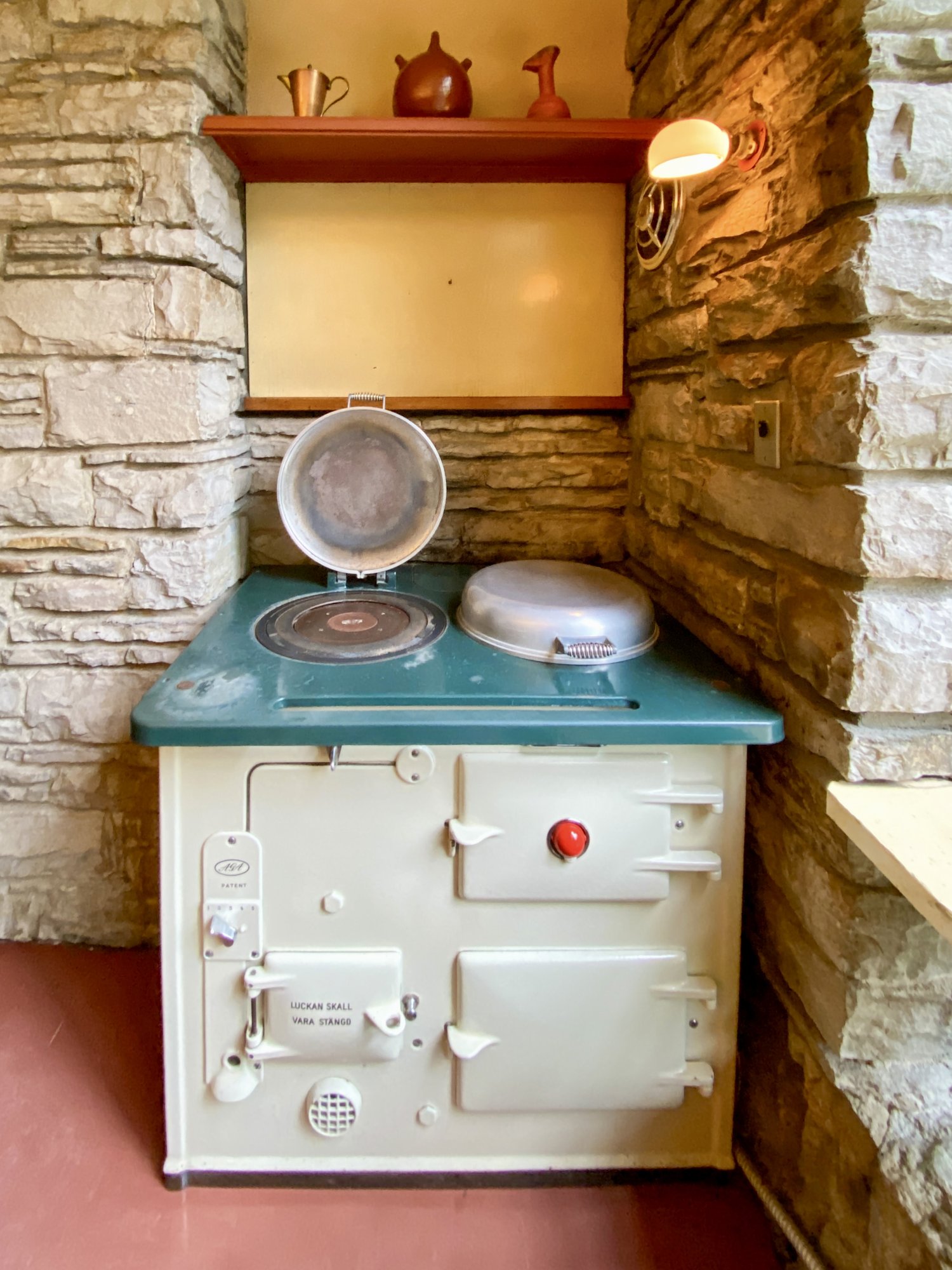 FallingwaterKitchenStove