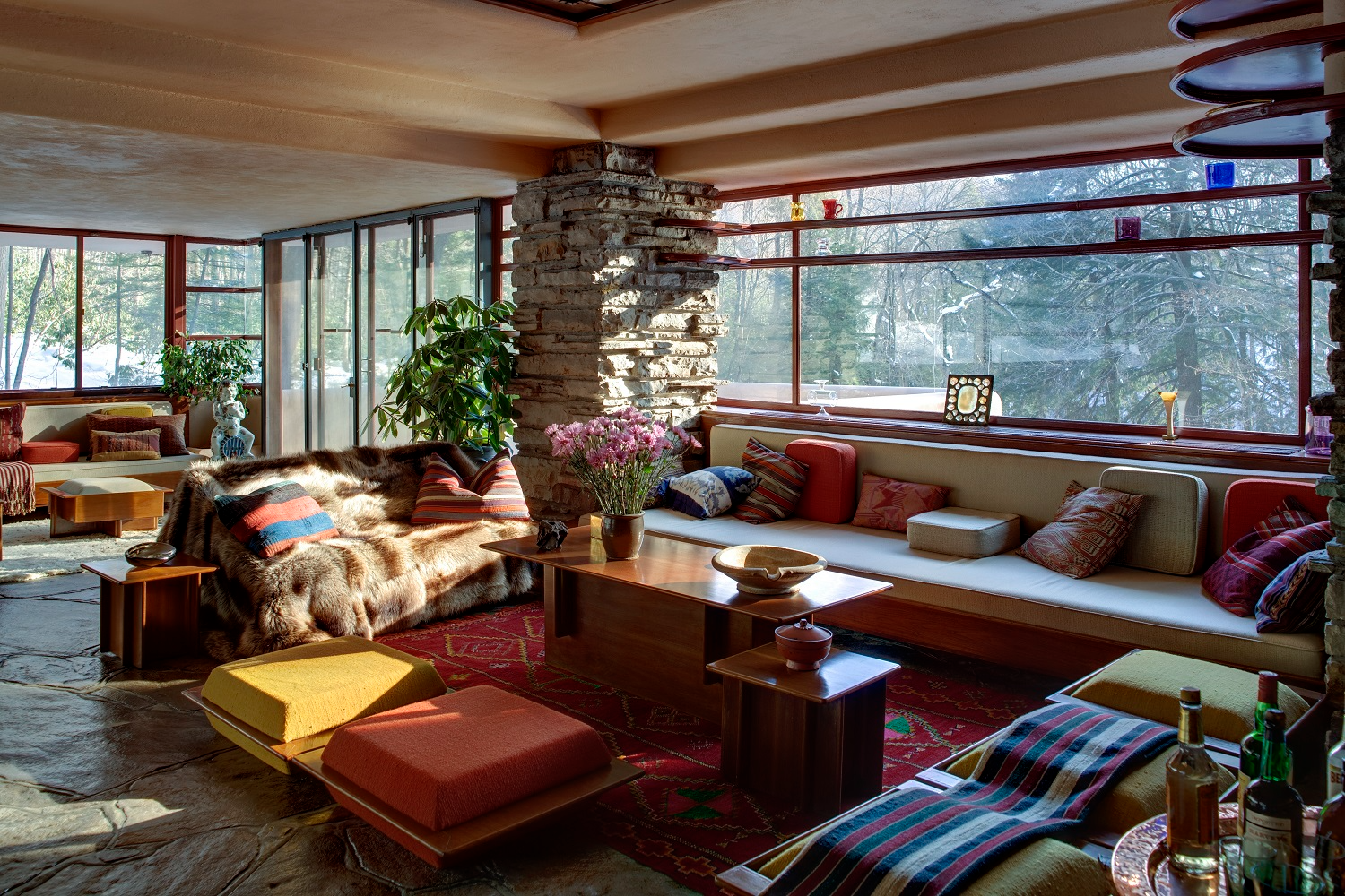 Frank-lloyd-wright’s-fallingwater