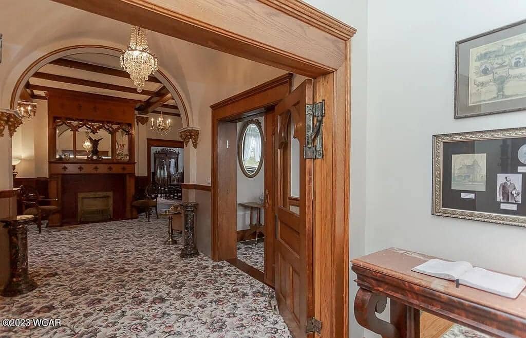 1728162571_234_1898-Mansion-In-Van-Wert-Ohio-8212-Captivating-Houses.jpeg