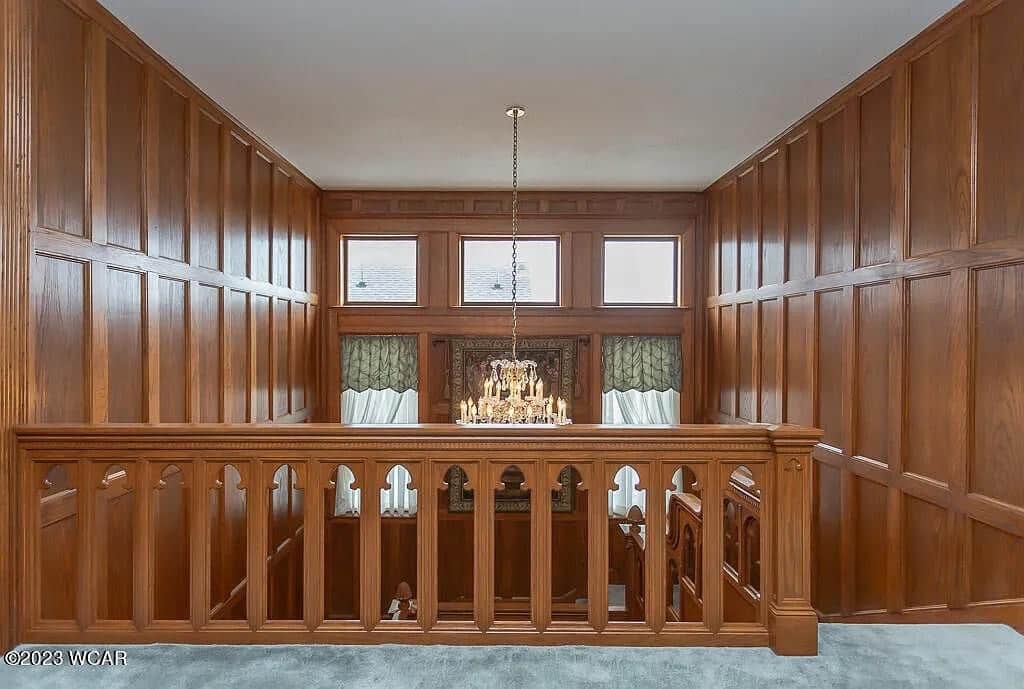 1728162593_583_1898-Mansion-In-Van-Wert-Ohio-8212-Captivating-Houses.jpeg