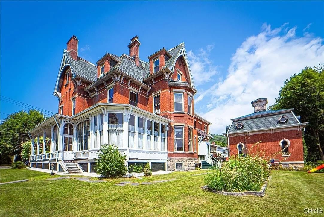 1728826546_510_1879-Victorian-For-Sale-In-Little-Falls-New-York-8212.jpeg