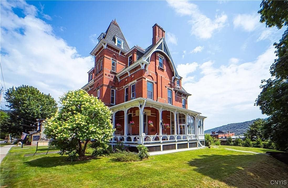 1728826549_93_1879-Victorian-For-Sale-In-Little-Falls-New-York-8212.jpeg