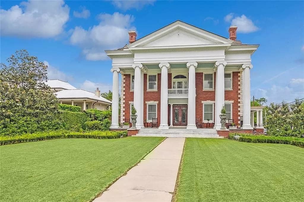 1728839324_133_1903-Neoclassical-In-New-Orleans-Louisiana-8212-Captivating-Houses.jpeg