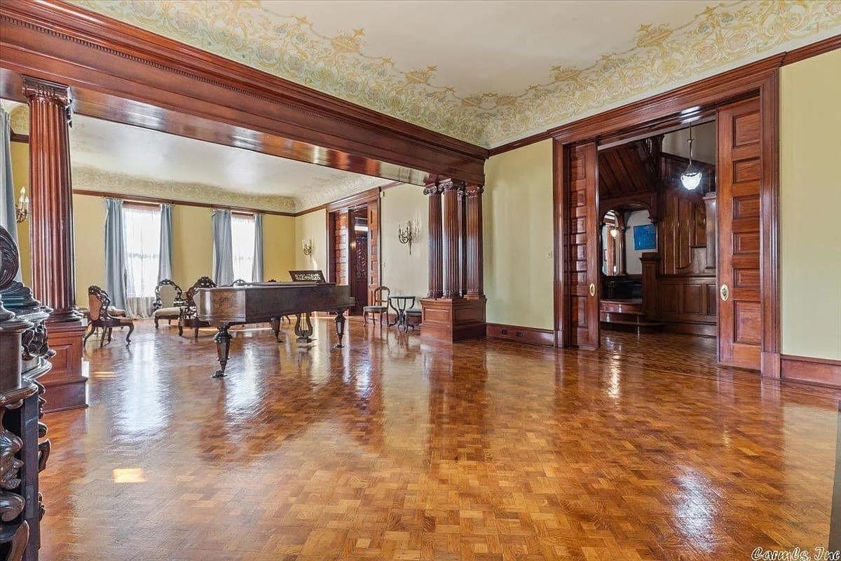 1728841728_263_1900-Mansion-In-Little-Rock-Arkansas-8212-Captivating-Houses.jpeg