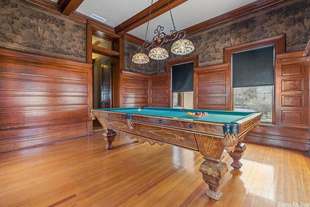 1728841733_889_1900-Mansion-In-Little-Rock-Arkansas-8212-Captivating-Houses.jpeg