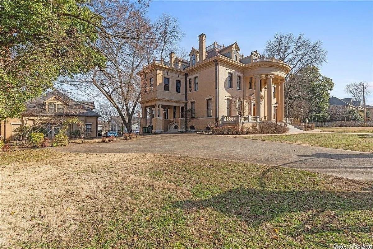 1728841743_558_1900-Mansion-In-Little-Rock-Arkansas-8212-Captivating-Houses.jpeg