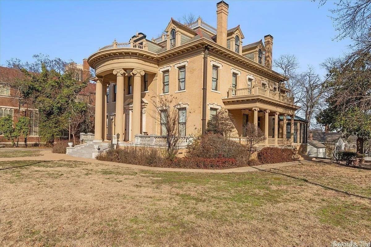 1728841744_226_1900-Mansion-In-Little-Rock-Arkansas-8212-Captivating-Houses.jpeg