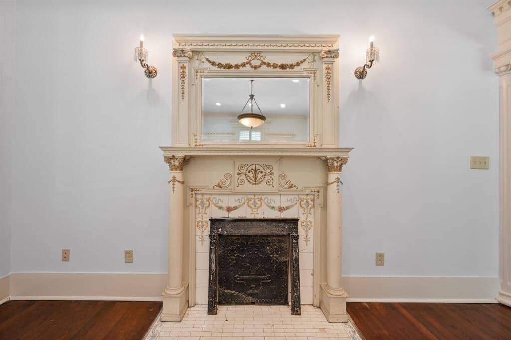 1729008362_335_1890-Halbert-House-For-Sale-In-Corsicana-Texas-8212-Captivating.jpeg