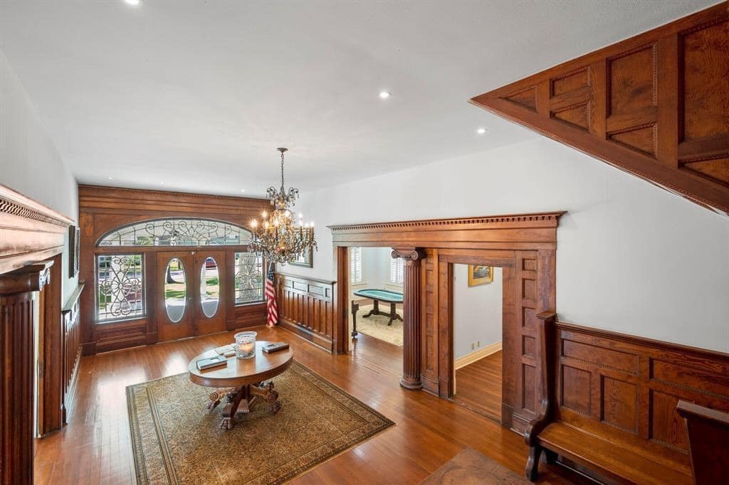 1729008363_185_1890-Halbert-House-For-Sale-In-Corsicana-Texas-8212-Captivating.jpeg