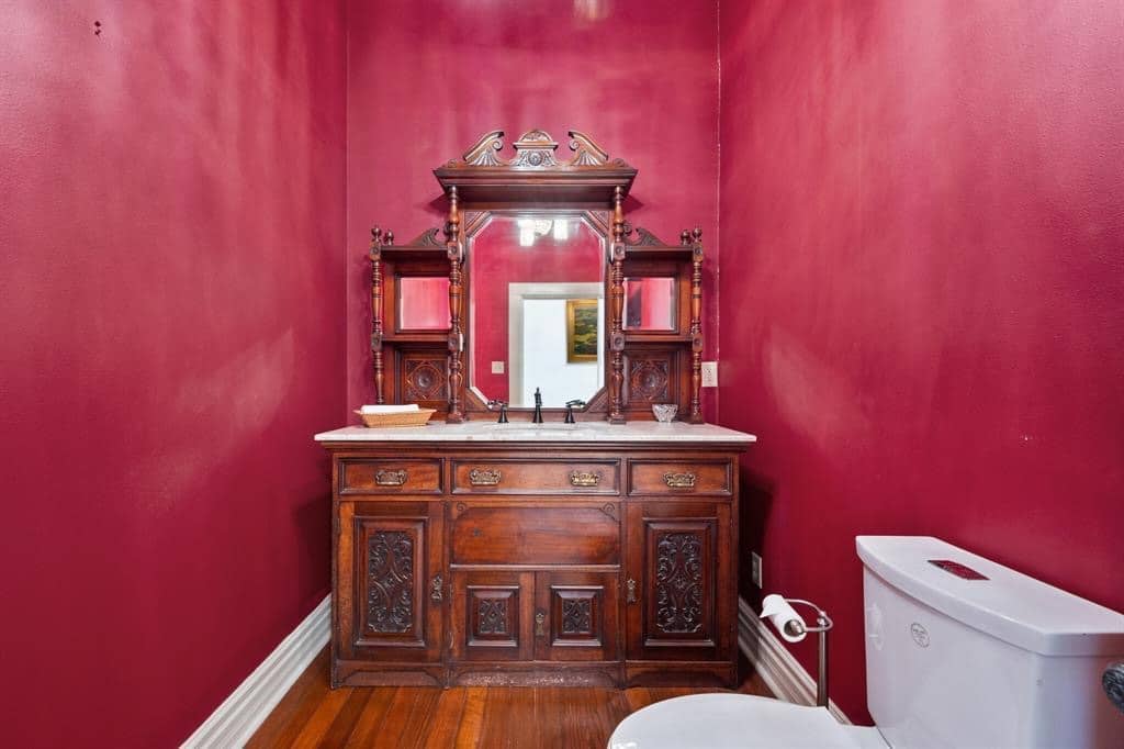 1729008364_62_1890-Halbert-House-For-Sale-In-Corsicana-Texas-8212-Captivating.jpeg