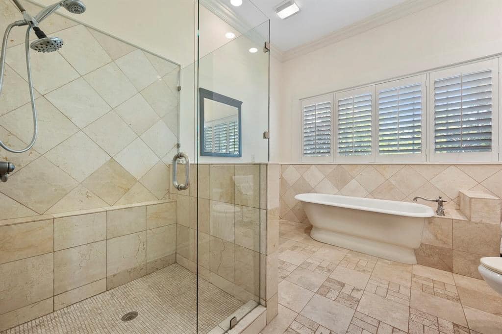 1729008370_350_1890-Halbert-House-For-Sale-In-Corsicana-Texas-8212-Captivating.jpeg