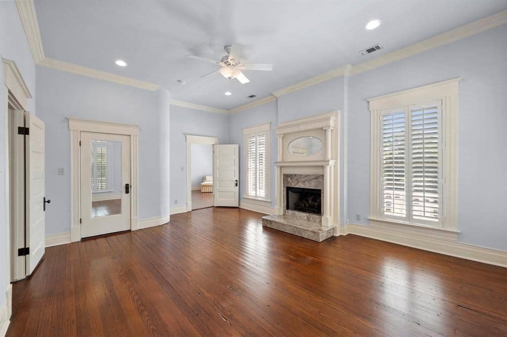 1729008371_731_1890-Halbert-House-For-Sale-In-Corsicana-Texas-8212-Captivating.jpeg