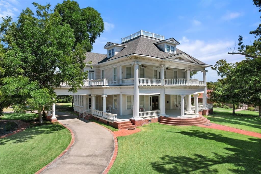 1729008374_996_1890-Halbert-House-For-Sale-In-Corsicana-Texas-8212-Captivating.jpeg