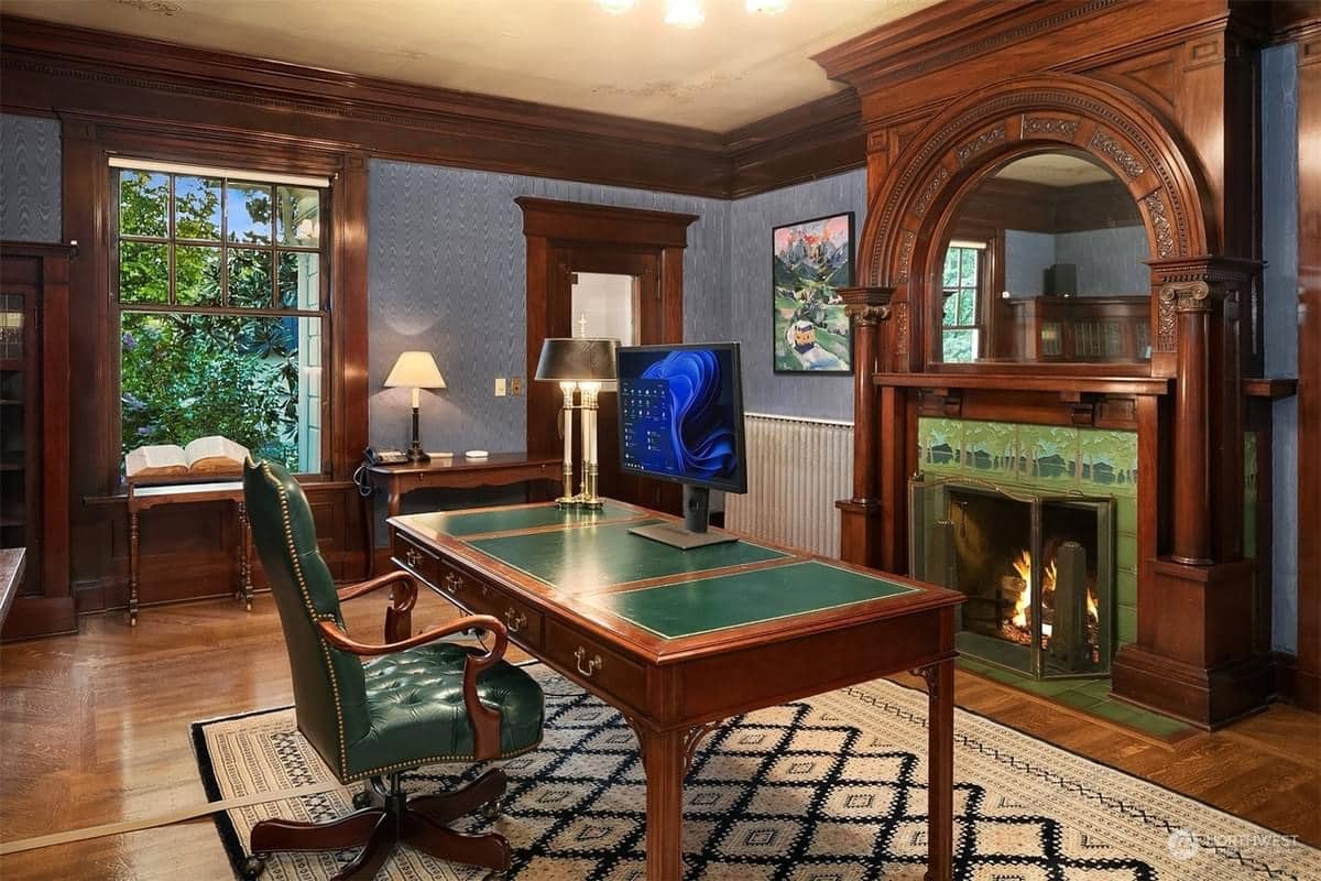 1729008685_648_1909-Neoclassical-For-Sale-In-Seattle-Washington-8212-Captivating-Houses.jpeg