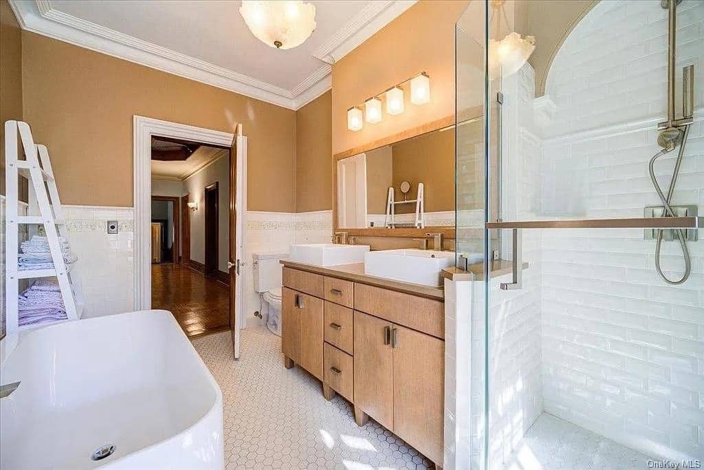 1729009047_892_1856-Mansion-For-Sale-In-Newburgh-New-York-8212-Captivating.jpeg