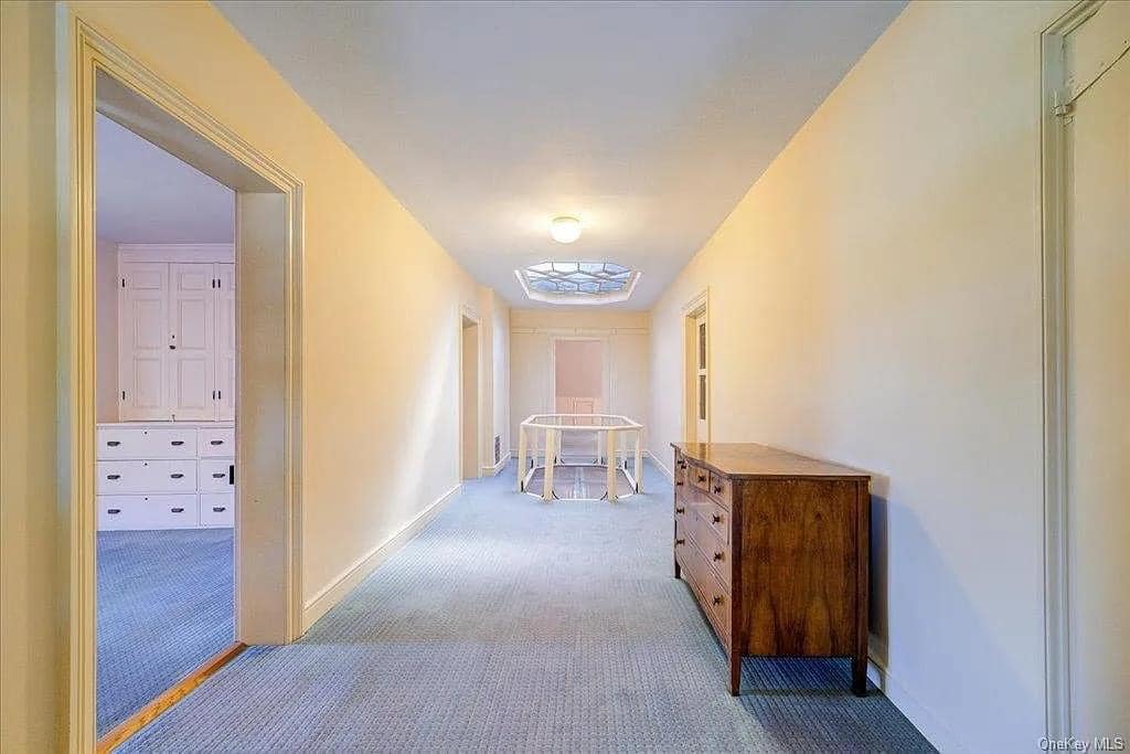 1729009047_921_1856-Mansion-For-Sale-In-Newburgh-New-York-8212-Captivating.jpeg