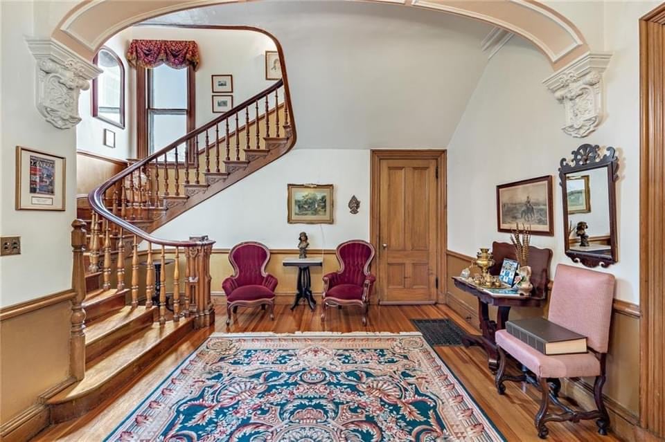 1729010025_934_1873-Victorian-In-Newport-Rhode-Island-8212-Captivating-Houses.jpg