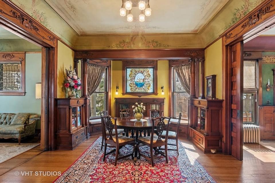 1729097184_606_1894-Victorian-In-Oak-Park-Illinois-8212-Captivating-Houses.jpeg