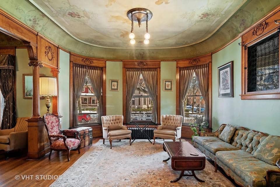 1729097187_725_1894-Victorian-In-Oak-Park-Illinois-8212-Captivating-Houses.jpeg