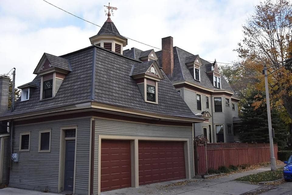 1729097197_363_1894-Victorian-In-Oak-Park-Illinois-8212-Captivating-Houses.jpeg