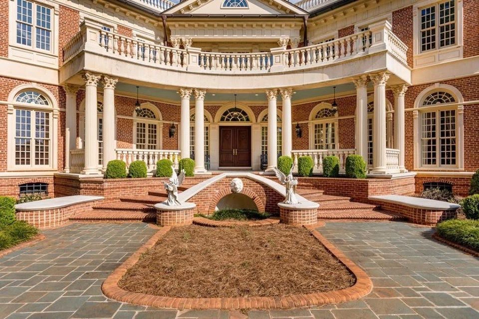 1729514260_143_1873-Mansion-In-Macon-Georgia-8212-Captivating-Houses.jpg