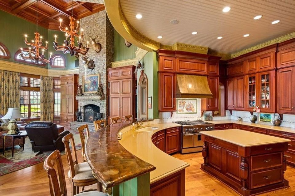 1729514270_373_1873-Mansion-In-Macon-Georgia-8212-Captivating-Houses.jpg
