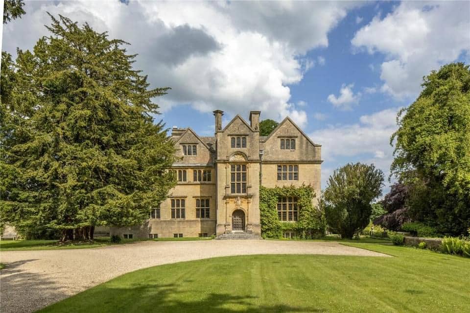 1800-Edgeworth-Manor-For-Sale-In-Gloucestershire-England-8212-Captivating.jpeg